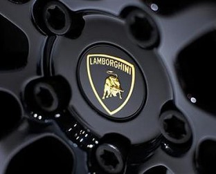 Автосалон LAMBORGHINI